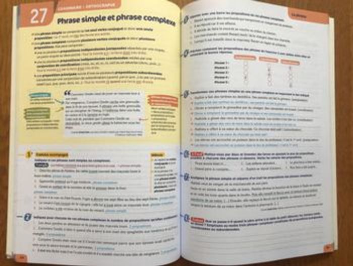 Français 6ème - De plumes et de pages édition 2025 - Cahier de l’élève avec corrigés - photo numéro 2
