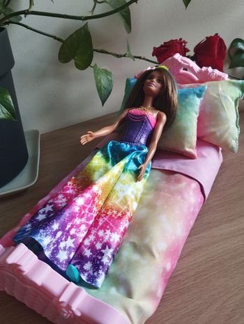 Lit de barbie princesse 