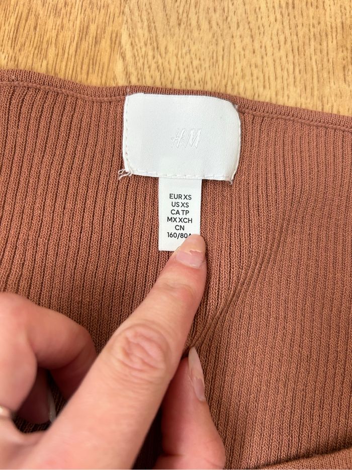 Petit pull décolleté marron H&M - photo numéro 3
