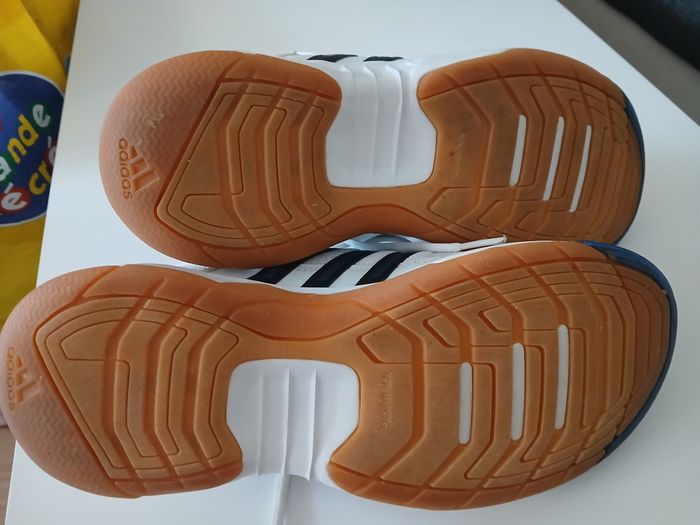 Basket Adidas taille 40 - photo numéro 6