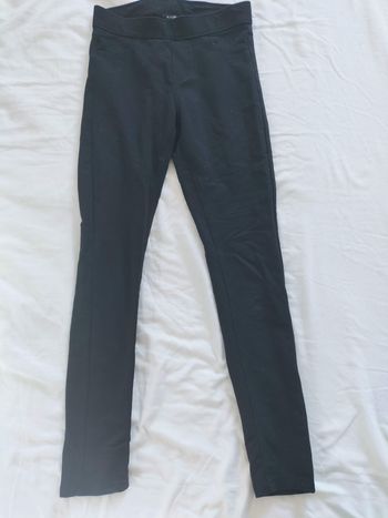 Pantalon noir type legging côtelé