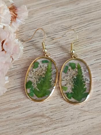Boucles d'oreilles résine feuillage vert