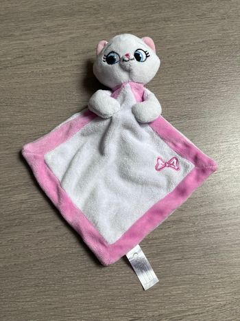 Doudou rose et blanc Marie les Aristochats neuf sans étiquette