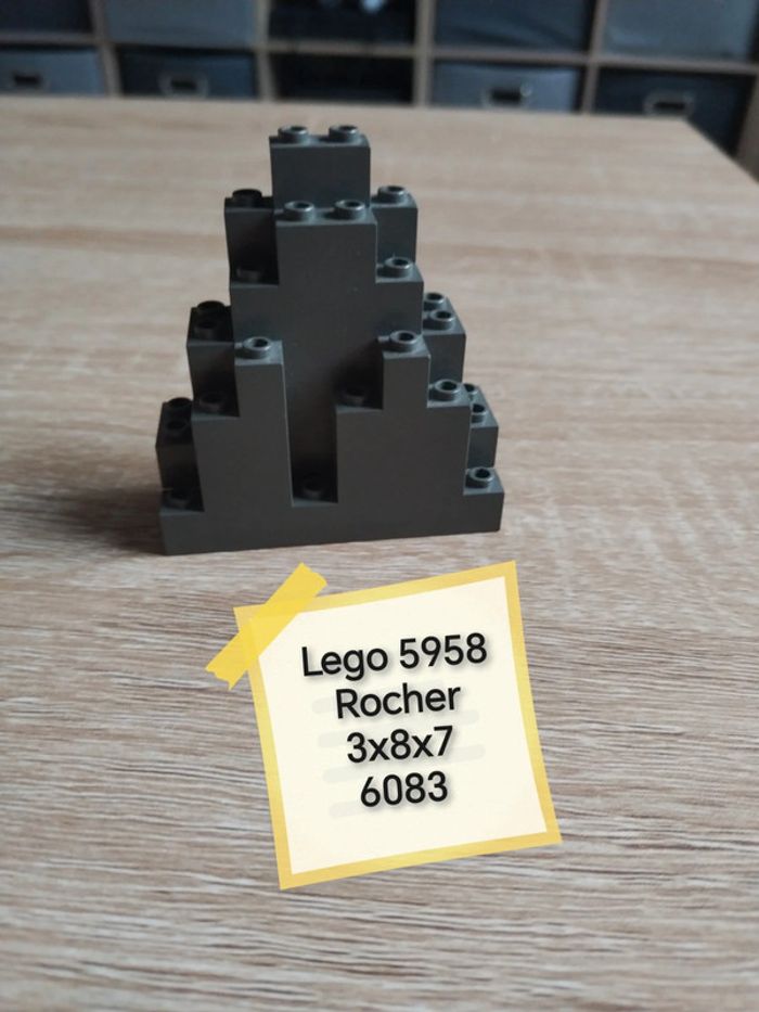 Lego 5958 rocher