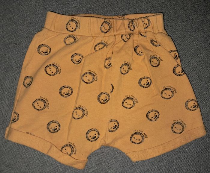 Short 12 mois