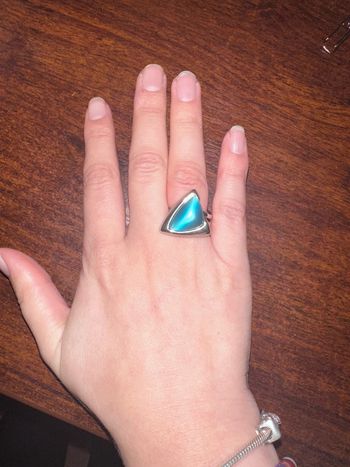 Bague triangle bleu fantaisie ajustable
