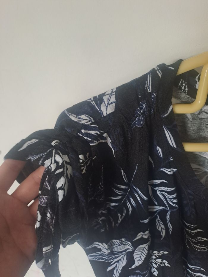 Robe floral marine blanc Taille M - photo numéro 6