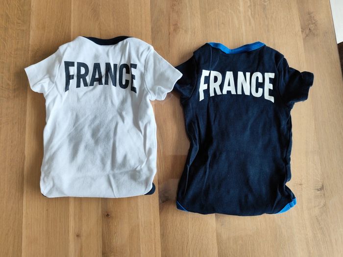 Deux bodys manches courtes - photo numéro 2