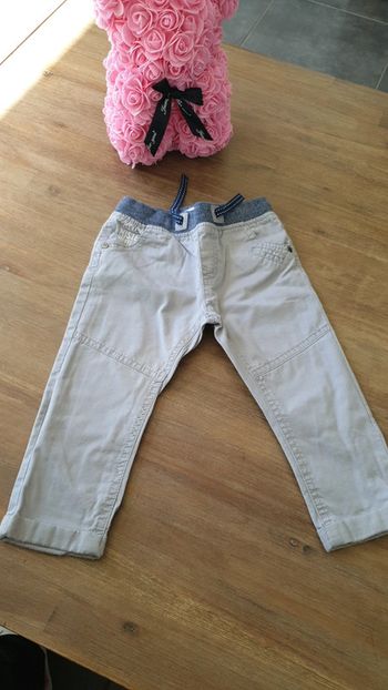 Pantalon gris clair doublé 18m