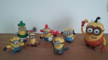 Lot de 7 petites figurines Les Minions