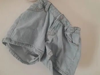 Short en jean KIABI - Taille 8 ans Pour fille - 126-131 cm