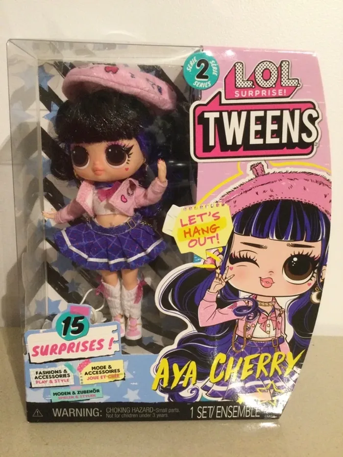 Poupée LOL tweens série 2 Aya Cherry