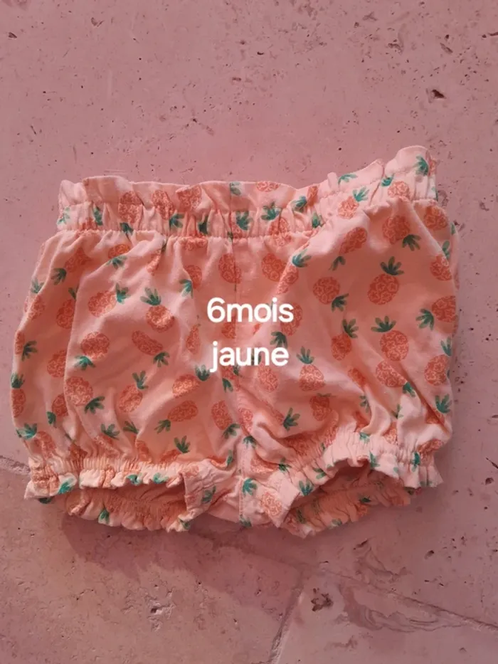 Short jaune 6mois