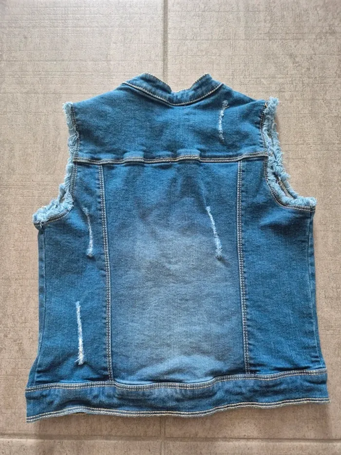 Veste sans manche - photo numéro 2