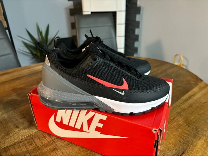 Nike Air Max Pulse P.38 unisex Neuves