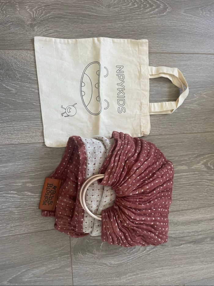 Portage sling ringsling de la marque Bud&Blossom 100% lin - photo numéro 2