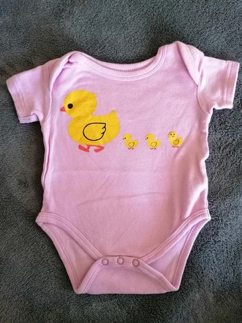 Body manches courte taille 6 mois