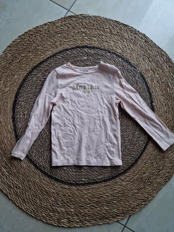 Joli tee-shirt manches longues taille 36 mois