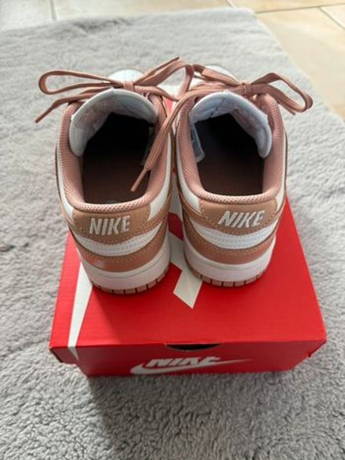 Nike Dunk Low - photo numéro 3