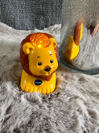 Fripon le lion polisson