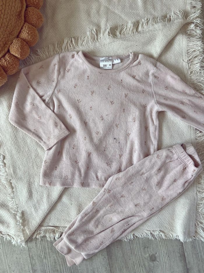 Pyjama velours Zara motif fleur