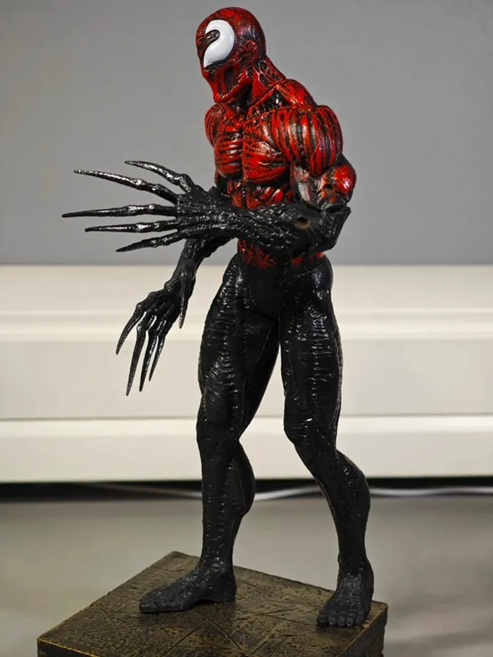 Figurine Venom : Carnage 26cm neuve sans boîte / Deux têtes - photo numéro 3