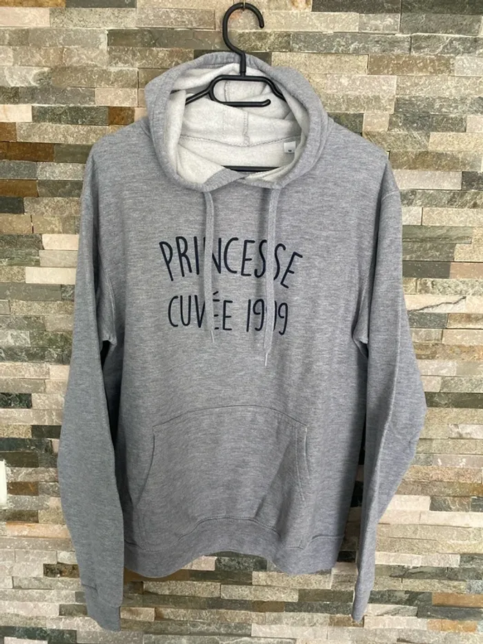 Sweat à capuche princesse cuvée 1999