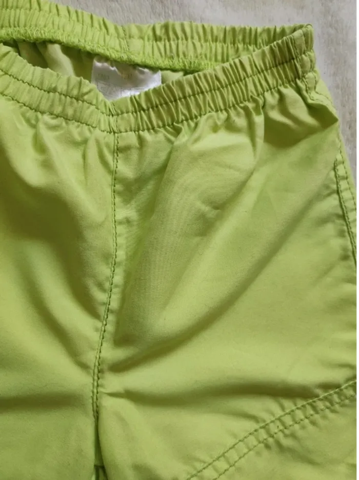 Short vert/jaune 12 mois - photo numéro 3