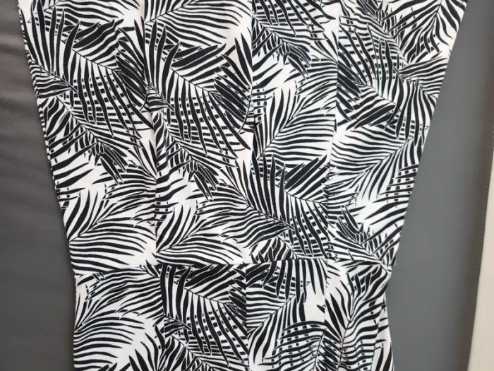 Robe femme feuilles noire et blanche women only taille xl - photo numéro 3
