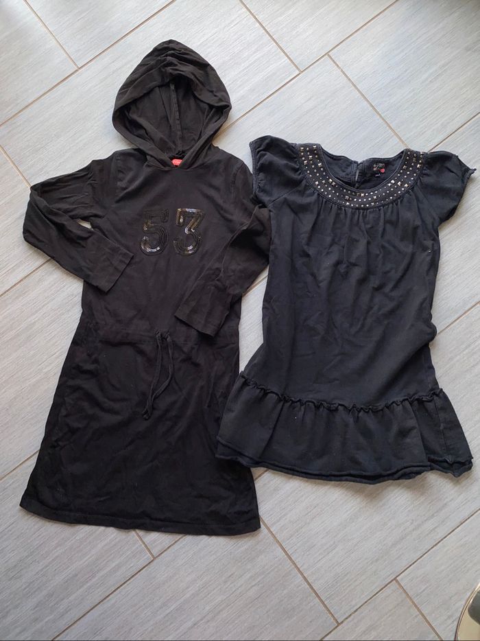 Lot de 2 robes 10 ans