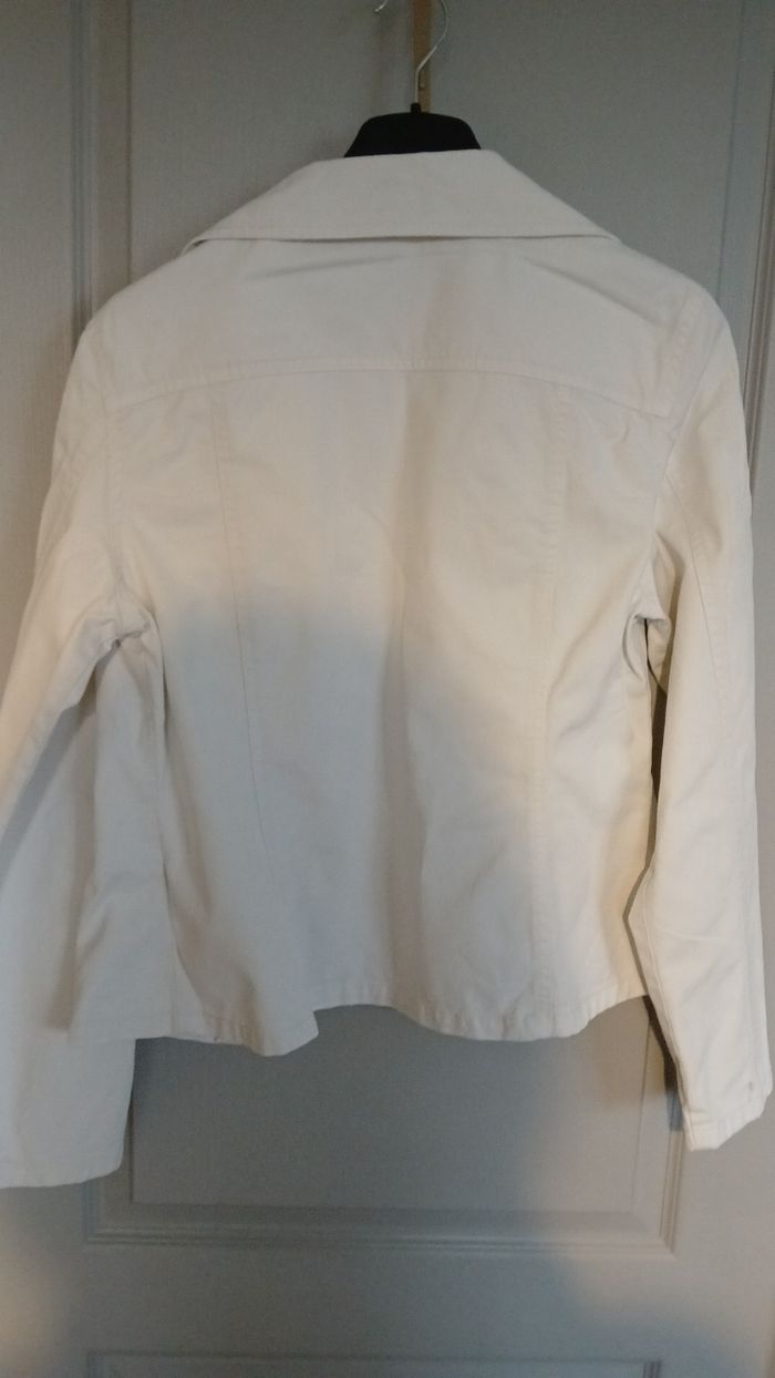 Veste blanche - photo numéro 8