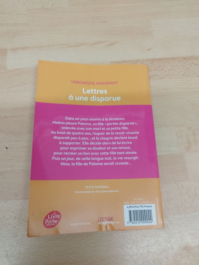 Véronique Massenot 
Lettres à une disparue - photo numéro 2