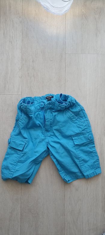 Short kiabi bleu 5 ans