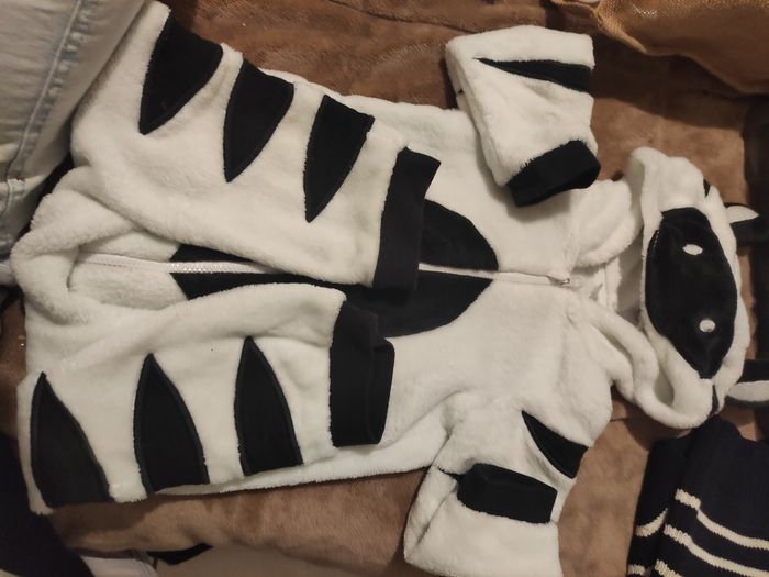 Combi pyjama avec oreilles.