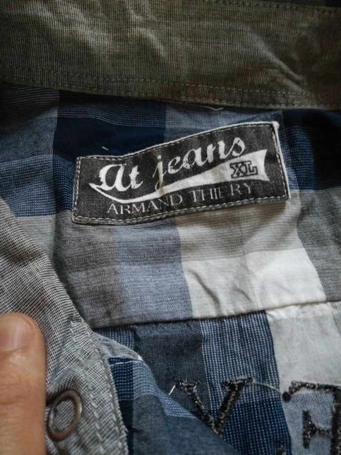 Chemise à carreaux Armand Thiery Taille XL - photo numéro 3