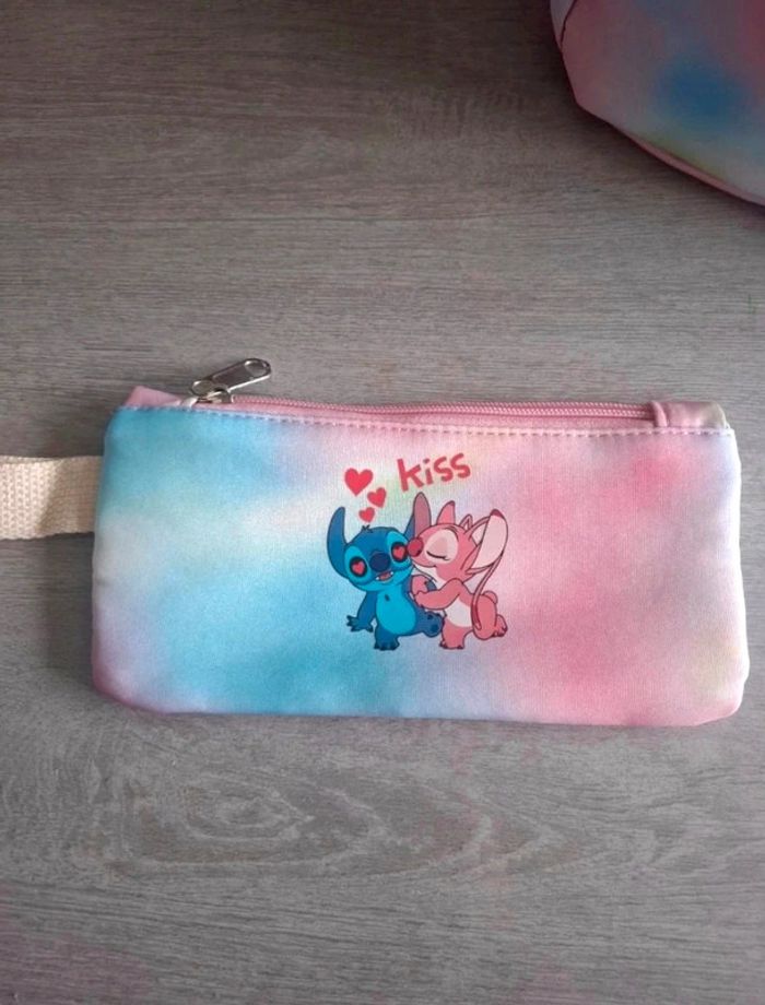 Lot Lilo & Stitch : sac à dos, lunch box et trousse - Neuf - photo numéro 5