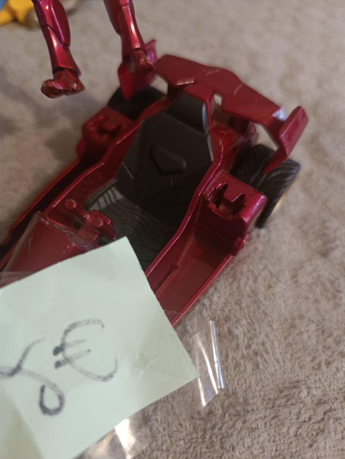 Iron man et véhicules - photo numéro 3