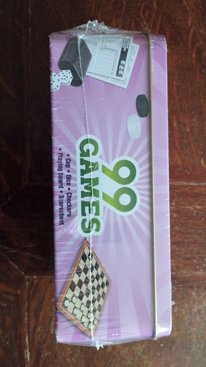 Coffret de 99 jeux Neuf - photo numéro 4