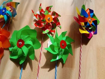 Lot de 6 moulins à vent 40cm