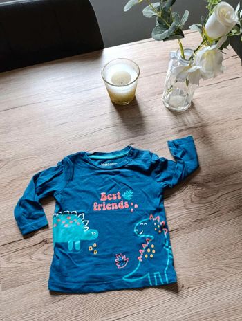 t-shirt  in  extenso 6 mois