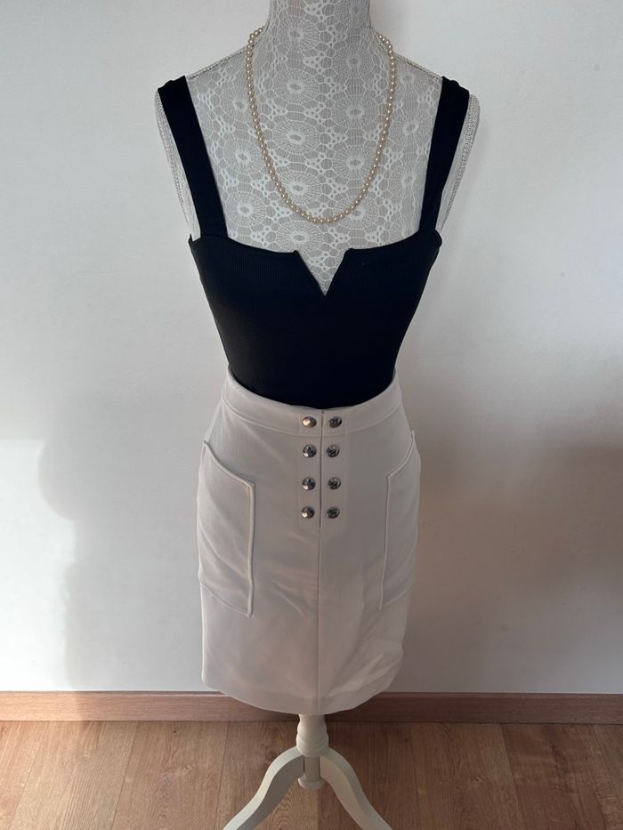Jupe blanche taille haute Caroll – T42 - photo numéro 2
