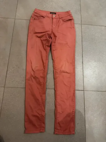 Jean rose cache cache, taille 36, très bon état, 36x100cm