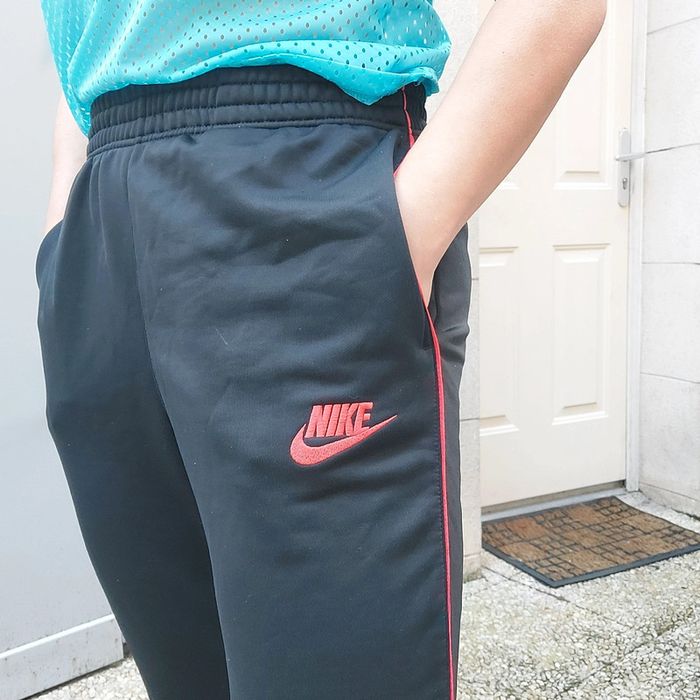 Pantalon Nike taille M - photo numéro 4