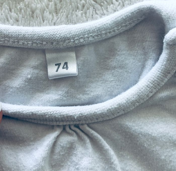 lot de 3 teeshirt manche courte sans marque T12 mois. - photo numéro 4