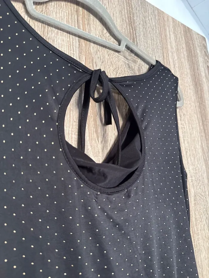 Robe moulante noire - photo numéro 6