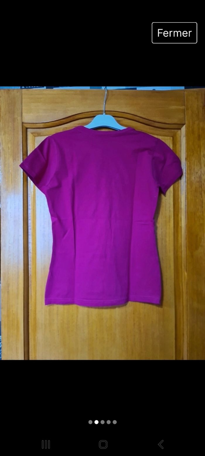 T-shirt taille M - photo numéro 2