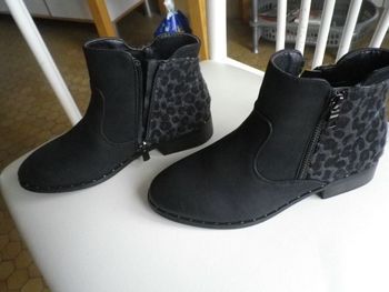 BOTTINES