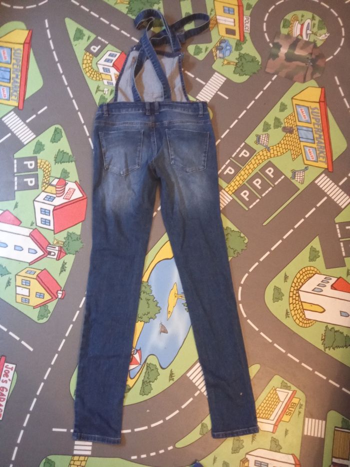 Salopette en jean femme marque kiabi taille 36 ou S slim - photo numéro 2