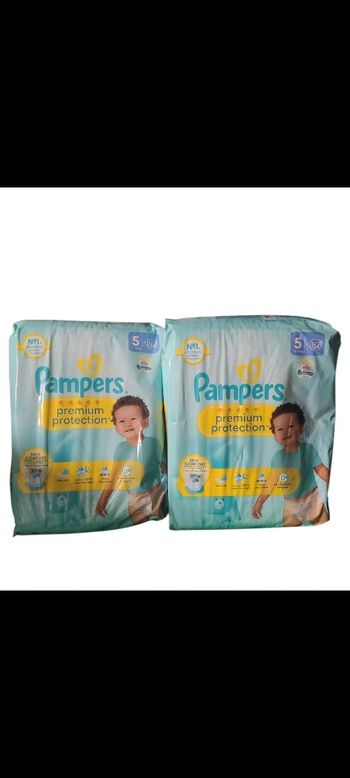 Lot de 2 paquets de Pampers Premium Protection Taille 5