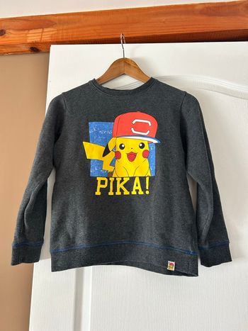 Pull Pokémon Pikachu 12 ans